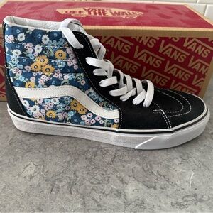 Vans SK8 Hi Floral Black White Womens Suede & Canvas Skate- Woman’s size 9 NWOT